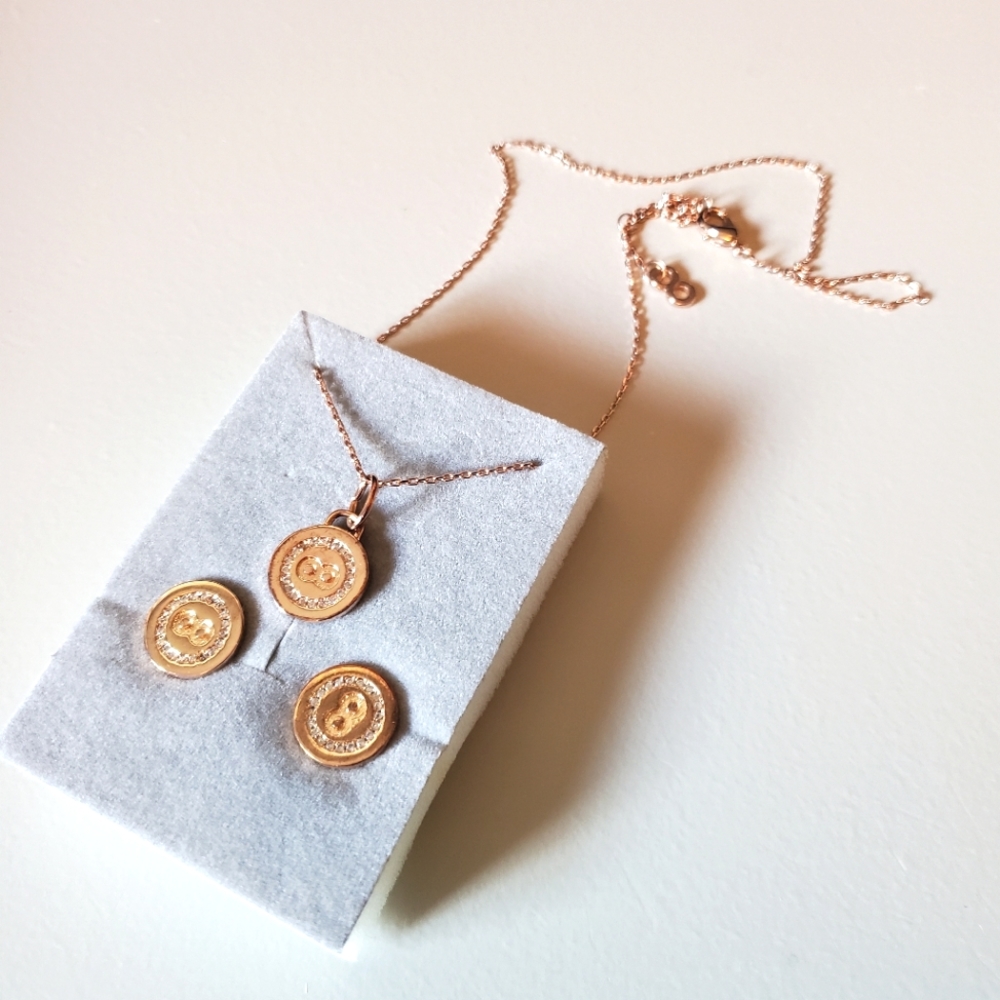NEW Infinity & Co. Gold Dainty Lightweight Earring & Necklace Jewelry Set